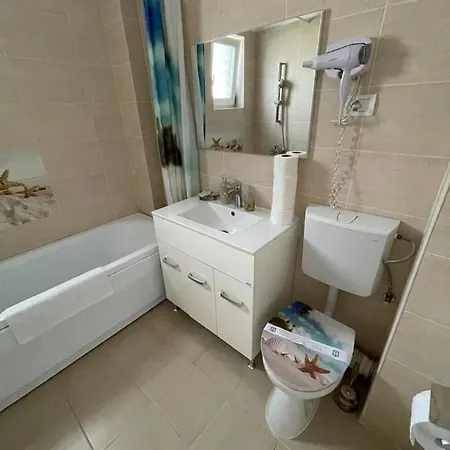 Seavibes Mamaia Nord 3* 那沃达利